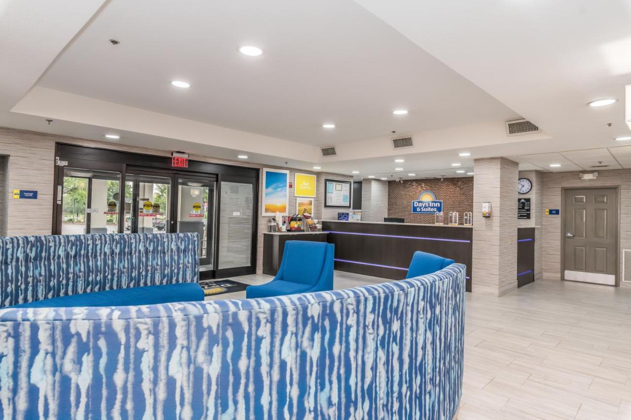 Days Inn & Suites By Wyndham Prattville-Montgomery Exterior photo